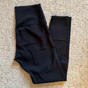 Everlane Black Perform Leggings Size Small